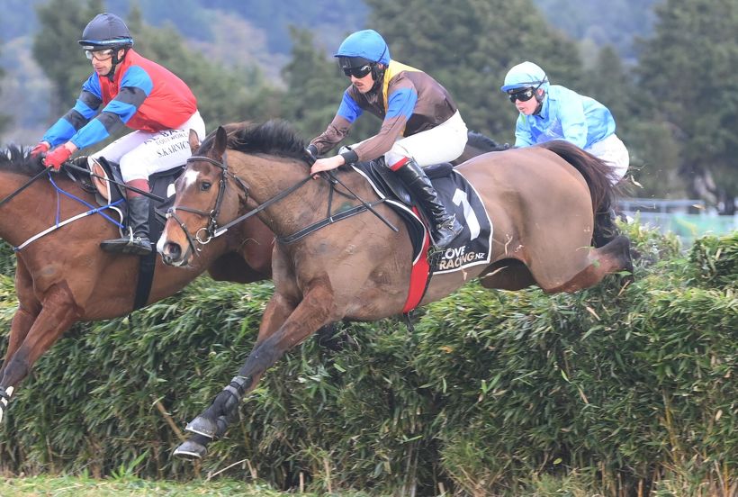 Trentham jumps features set up Grand National clash